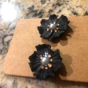 MERCYWERKS STUDIOS Handmade Black Flower Faux Pearl Rhinestone Earrings